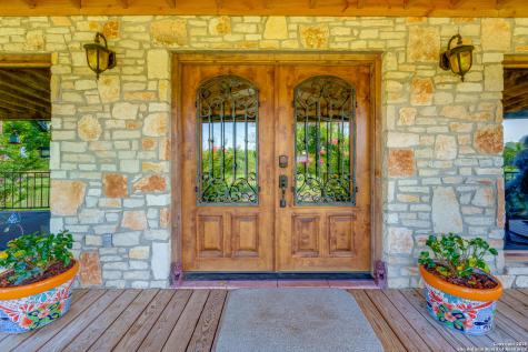 10745 Rosemar Lane Adkins TX 78101