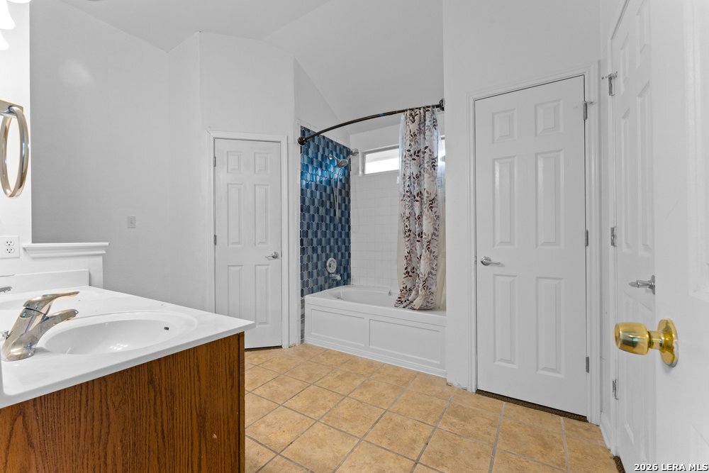 8403 Pigeonberry Drive Converse TX 78109