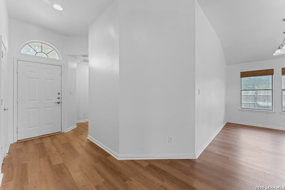 8403 Pigeonberry Drive Converse TX 78109