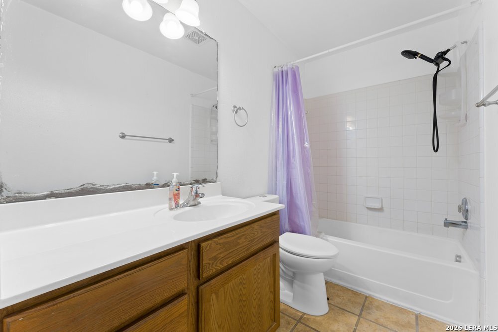8403 Pigeonberry Drive Converse TX 78109