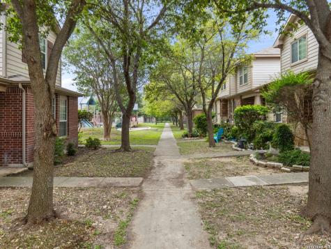 2524 Grayson Circle San Antonio TX 78232