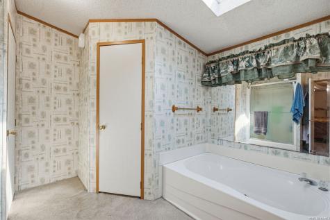 708 Mesquite Jourdanton TX 78026