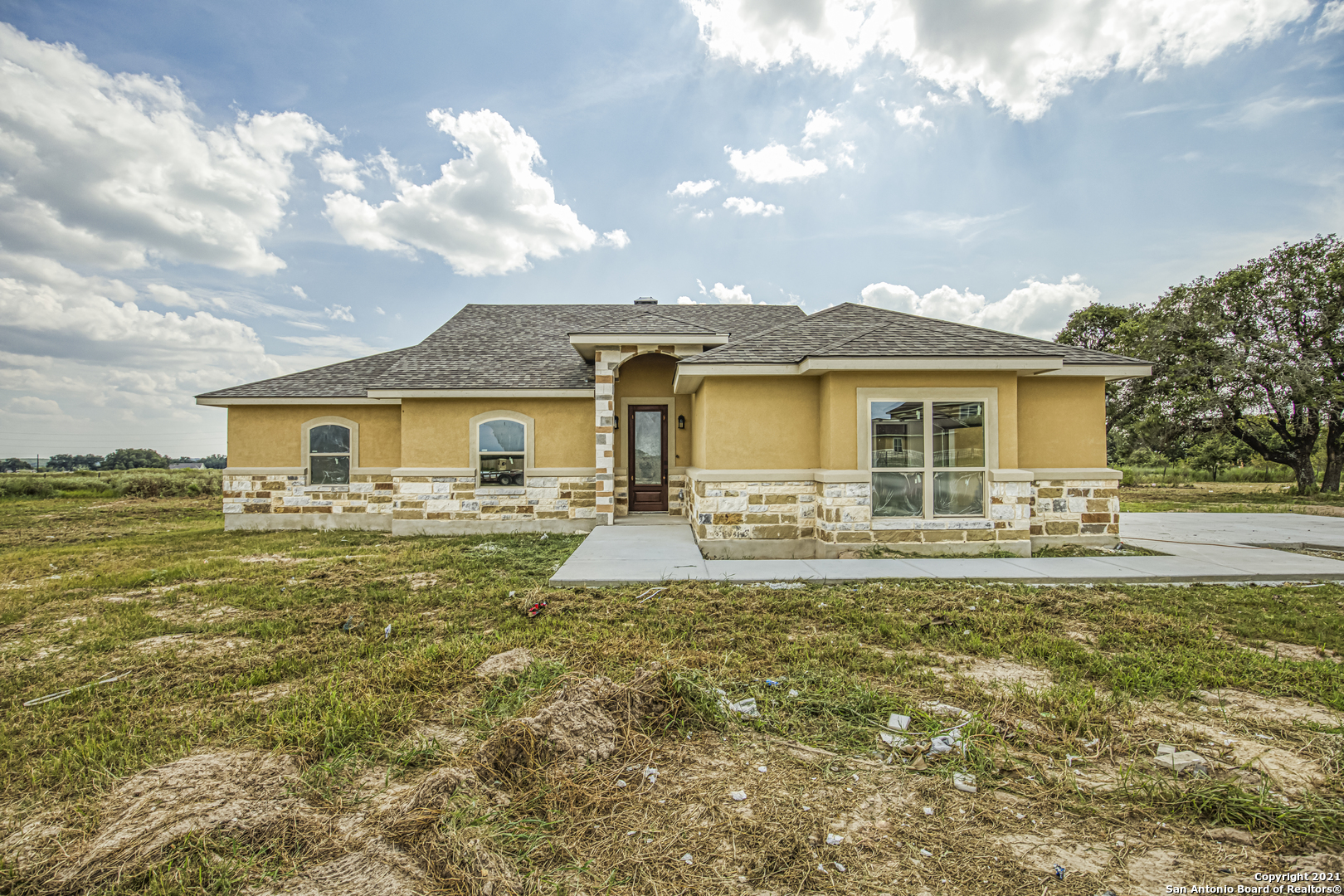 128 Carrizo Ridge Floresville TX 78114