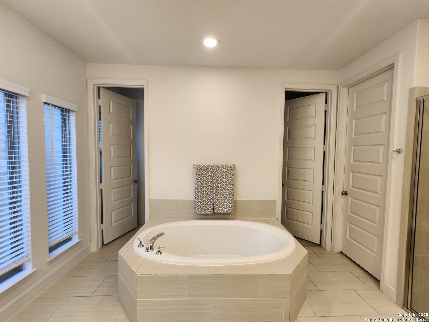 12510 Thrall San Antonio TX 78253