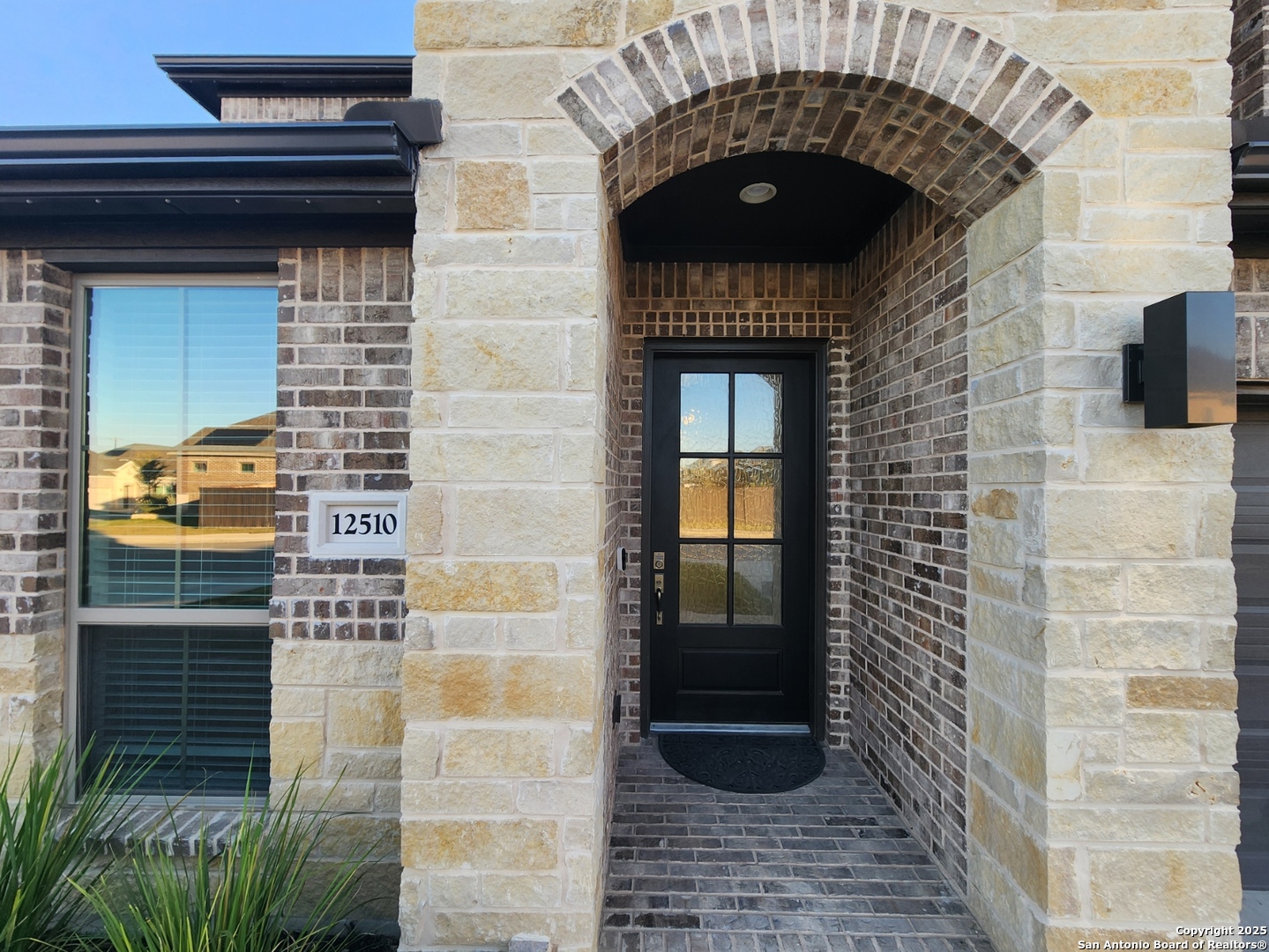 12510 Thrall San Antonio TX 78253