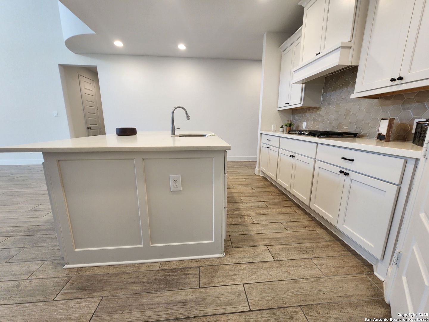 12510 Thrall San Antonio TX 78253