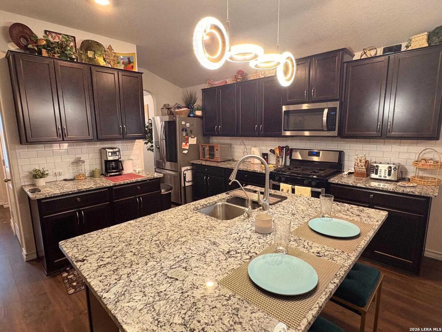 145 Scarlet Macaw San Antonio TX 78253