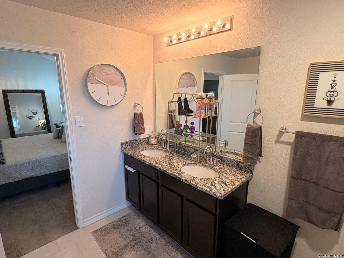 145 Scarlet Macaw San Antonio TX 78253