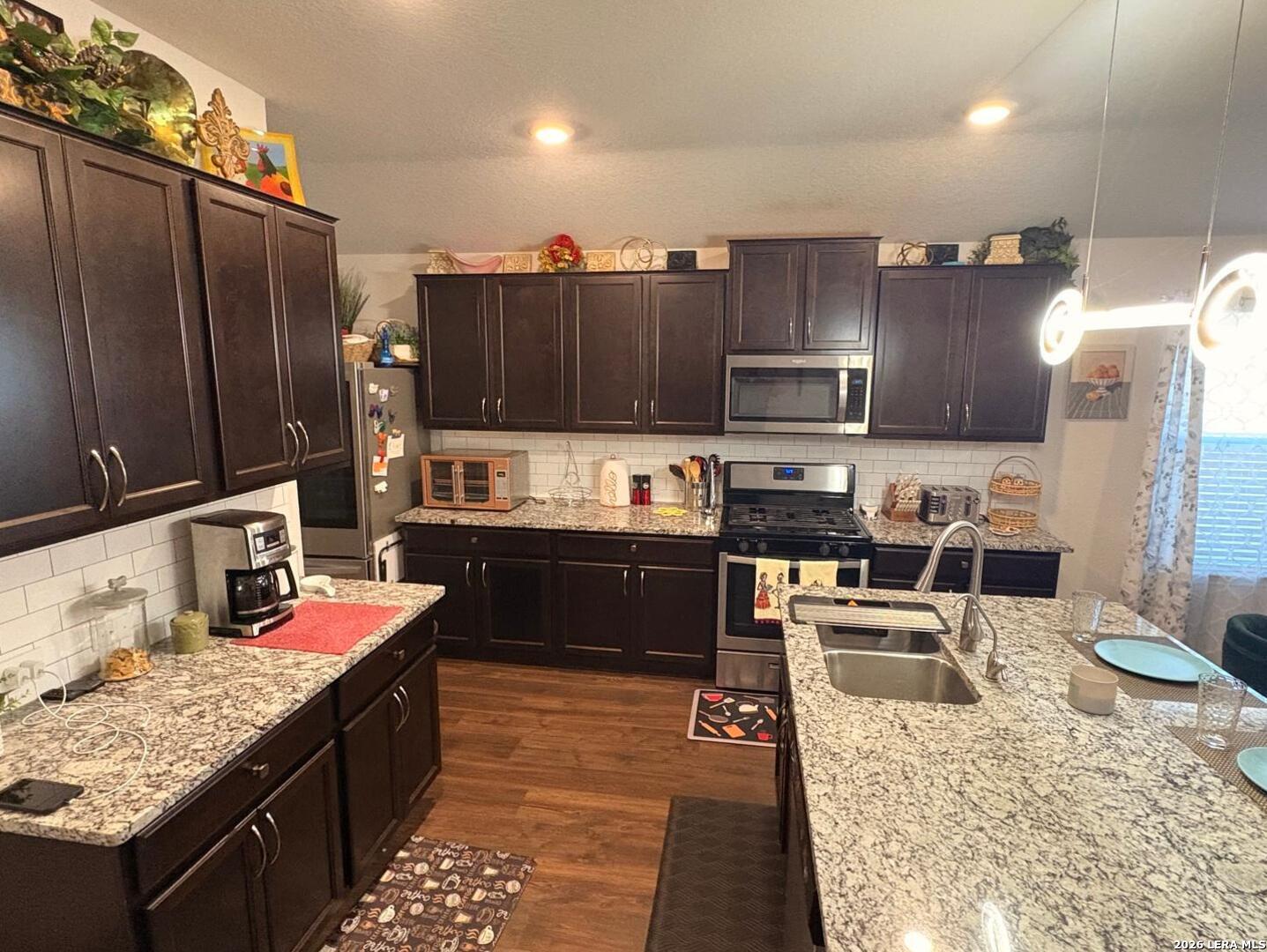 145 Scarlet Macaw San Antonio TX 78253