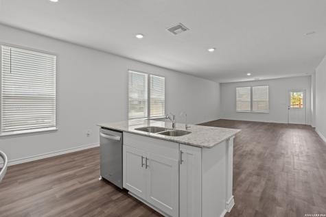 13410 Marlin Dock San Antonio TX 78245
