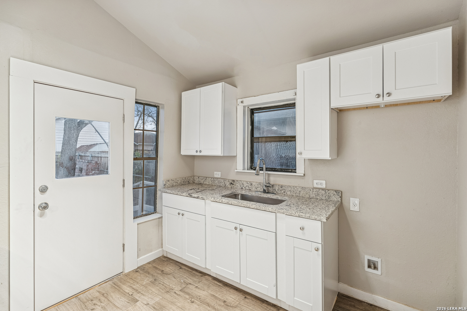 2038 Hidalgo Street San Antonio TX 78207