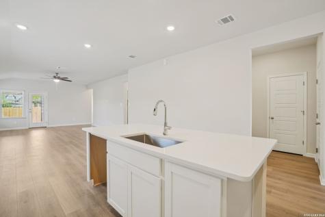 10003 Briceway Gap San Antonio TX 78254
