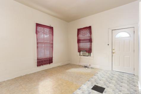 1238 Paso Hondo San Antonio TX 78202