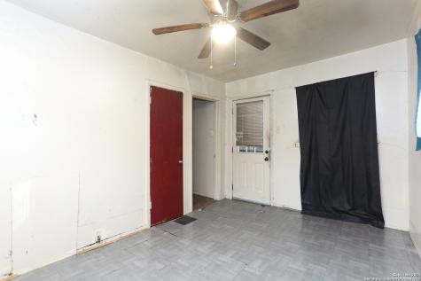 1238 Paso Hondo San Antonio TX 78202