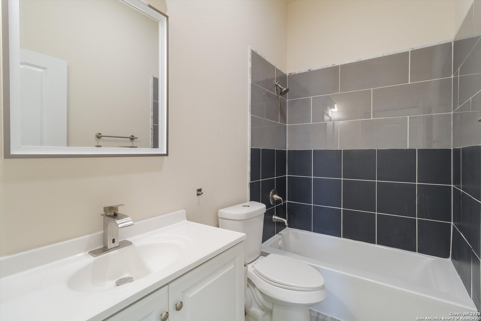 8227 Rain Dance Drive San Antonio TX 78242