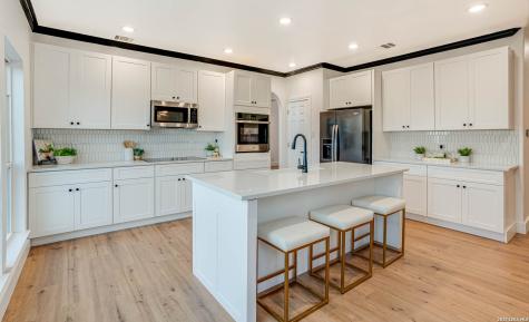 2842 Stokely Hill San Antonio TX 78258