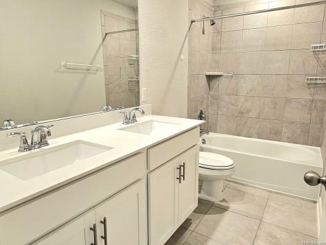 12927 Azan San Antonio TX 78245