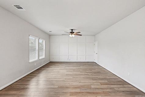 12927 Azan San Antonio TX 78245