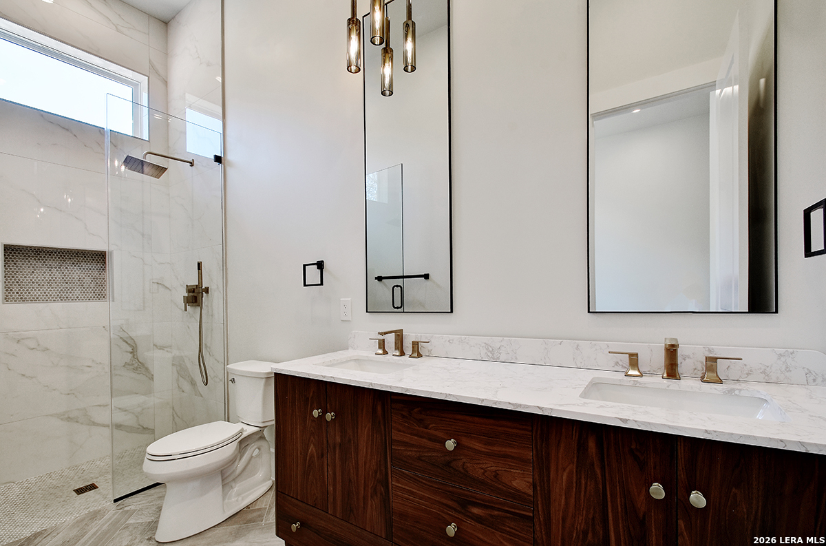 701 Highland Meadows Bandera TX 78003