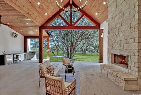 701 Highland Meadows Bandera TX 78003