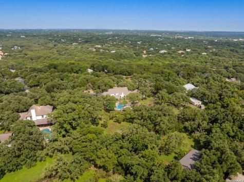 412 Cliffside Drive Shavano Park TX 78231
