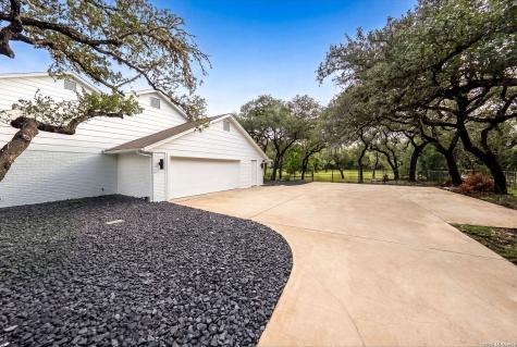 412 Cliffside Drive Shavano Park TX 78231