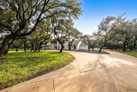 412 Cliffside Drive Shavano Park TX 78231