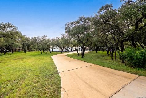 412 Cliffside Drive Shavano Park TX 78231