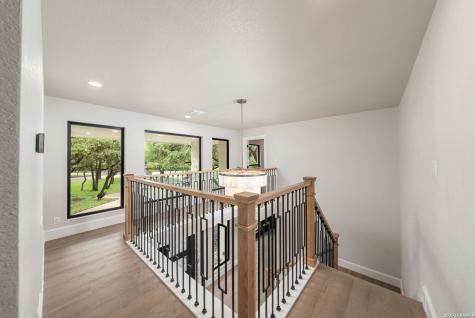 412 Cliffside Drive Shavano Park TX 78231