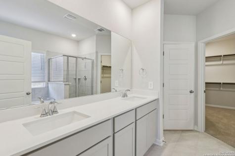819 Shatterhand Boulevard San Antonio TX 78260
