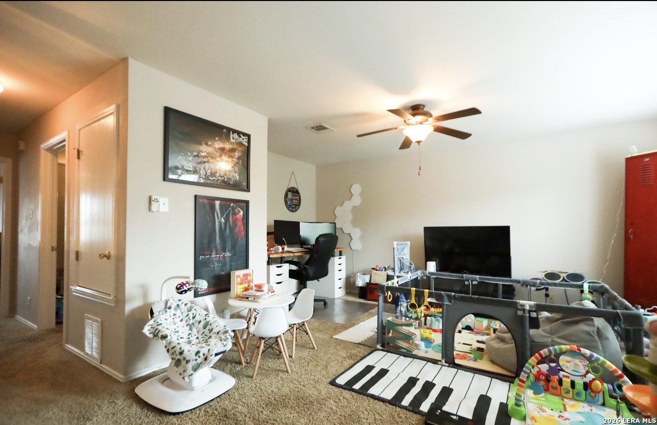 117 Falcon Crossing Cibolo TX 78108
