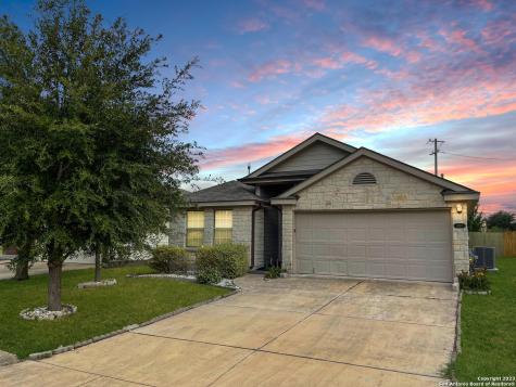 4518 Everett Loop Converse TX 78109