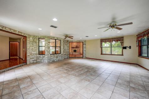 365 Buffalo Springs Road New Braunfels TX 78132
