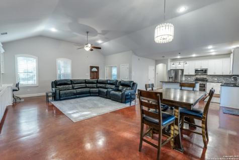 1148 Imhoff Lane New Braunfels TX 78132