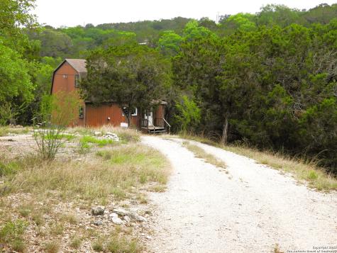 213 Oak Cliff Lakehills TX 78063