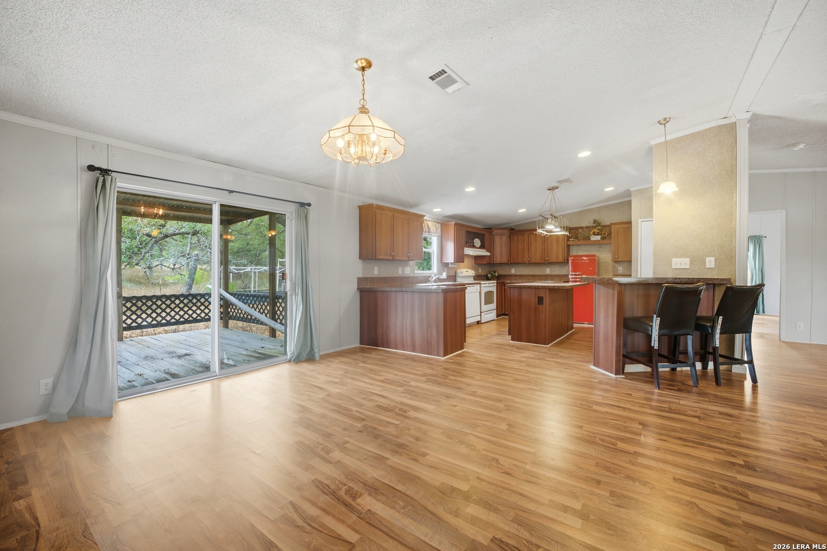 100 Sandy Oak Lane Stockdale TX 78160