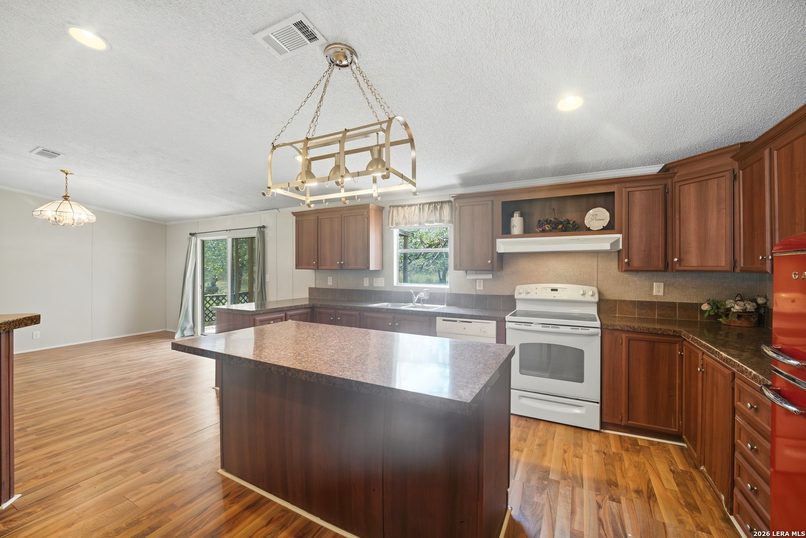 100 Sandy Oak Lane Stockdale TX 78160