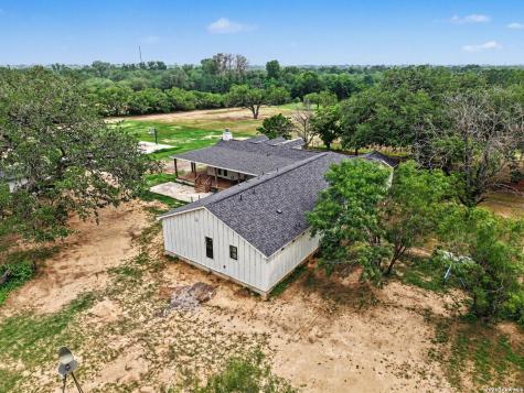 10135 New Sulphur Springs Road San Antonio TX 78263