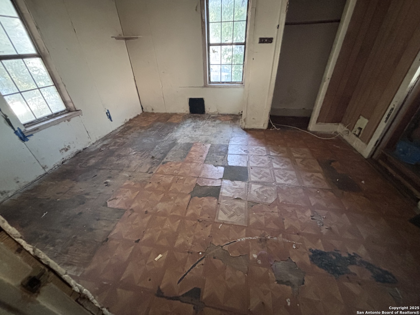 222 Sandmeyer San Antonio TX 78208