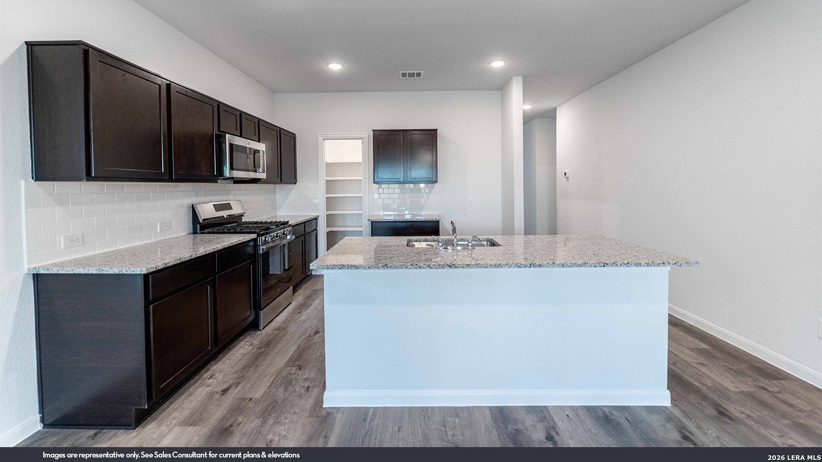 11127 Hudler Avenue Converse TX 78109