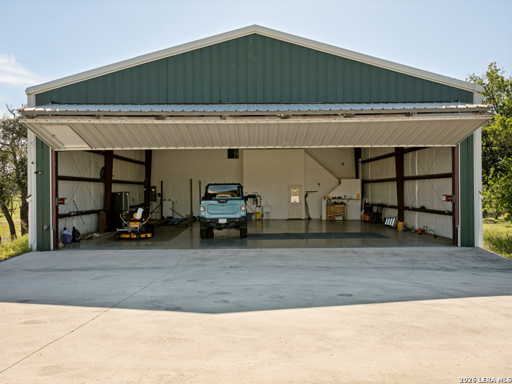 2881 Aviation Loop Fredericksburg TX 78624