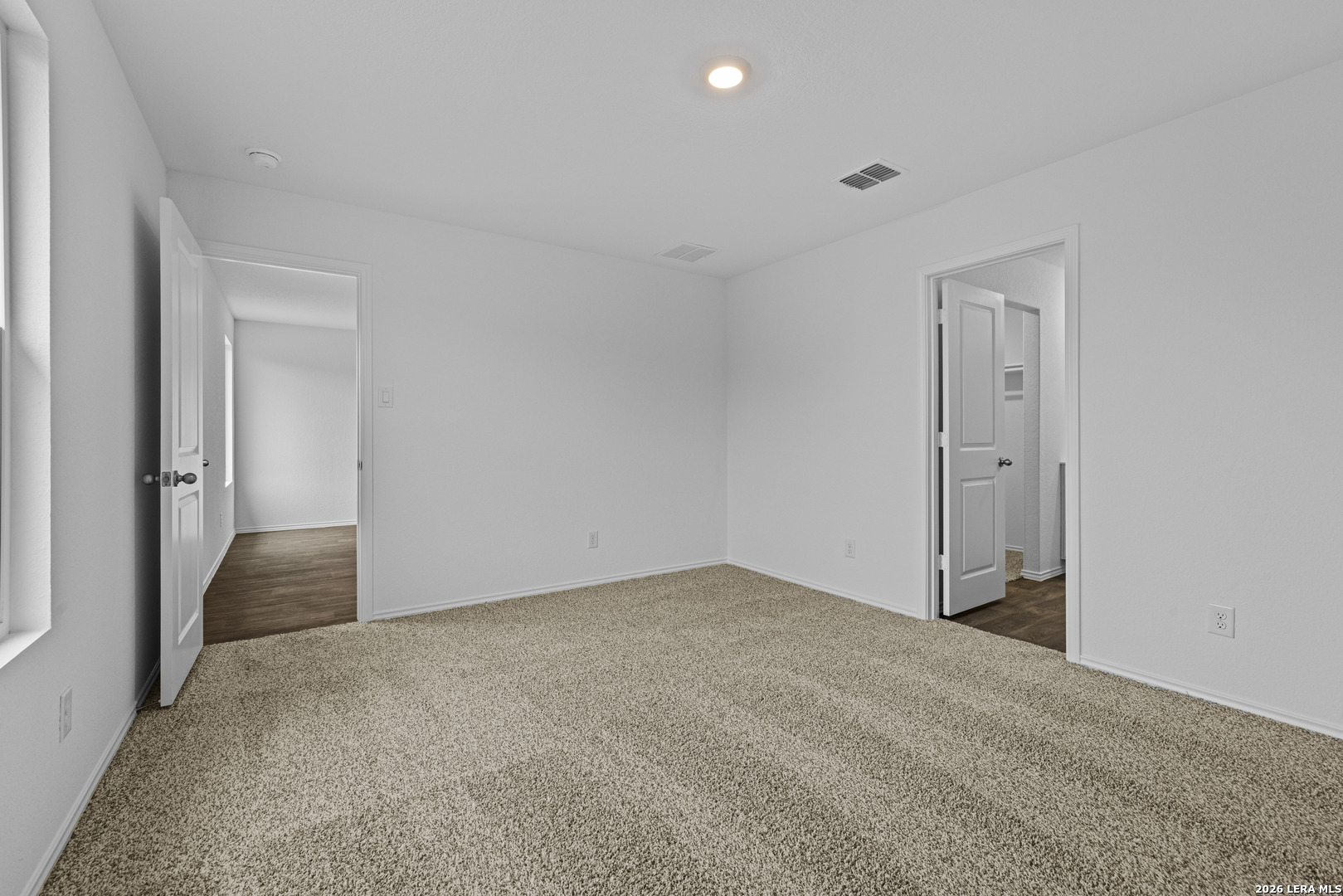 12536 Spoor Valley Converse TX 78109