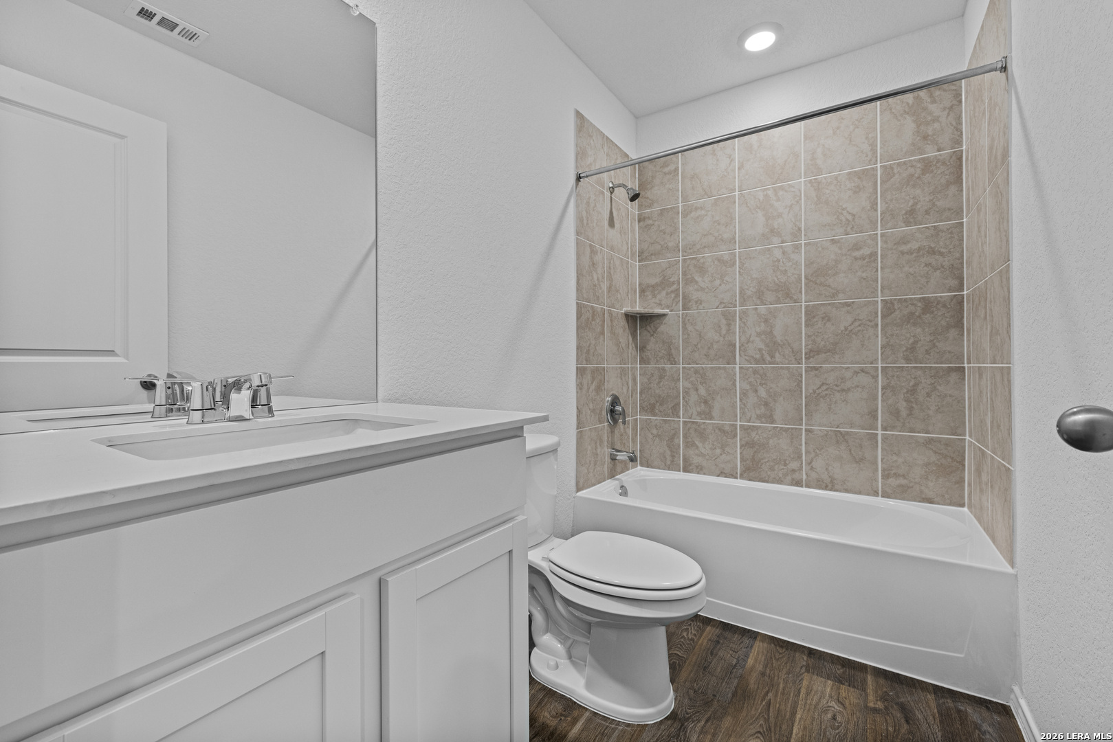 12536 Spoor Valley Converse TX 78109