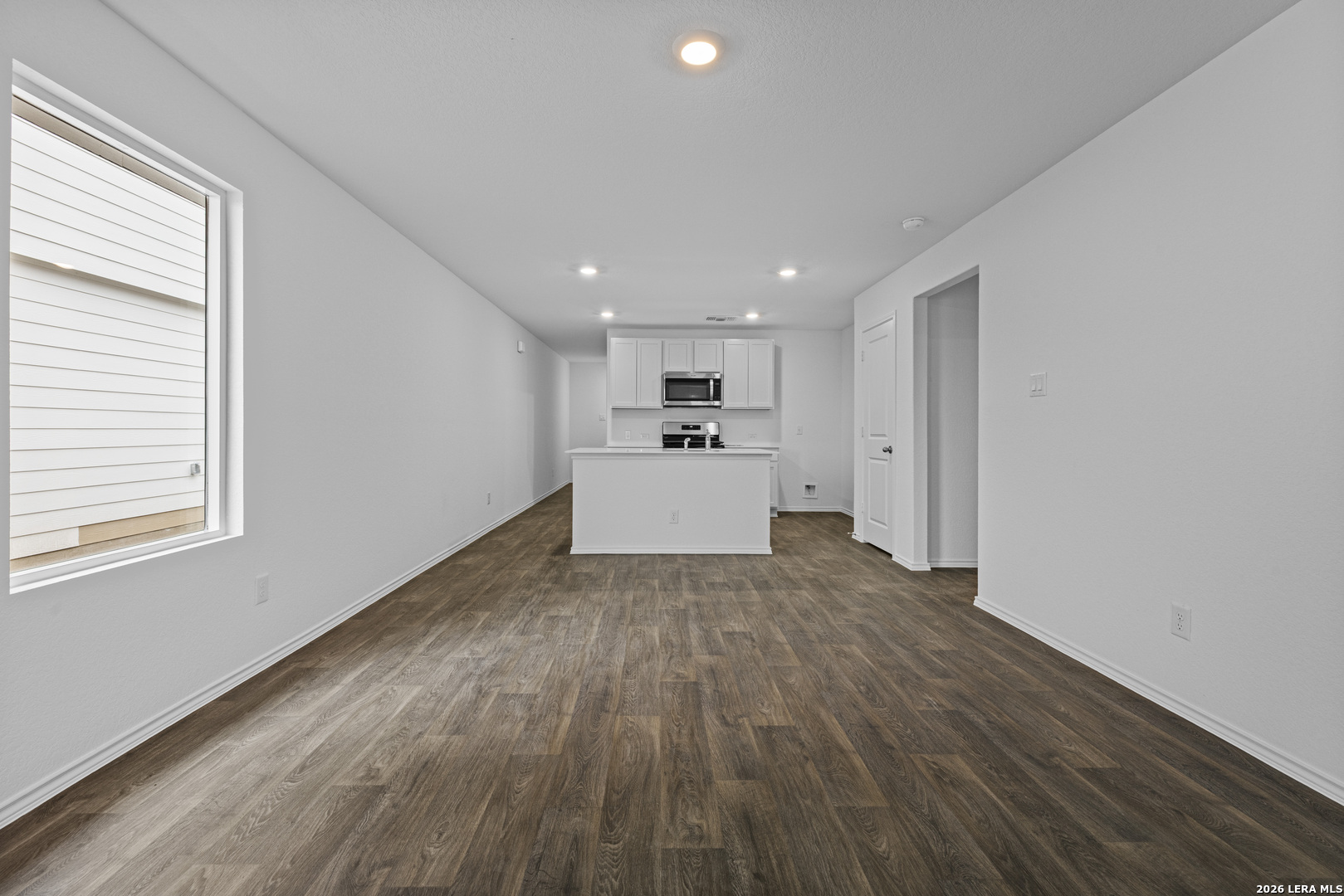 12536 Spoor Valley Converse TX 78109