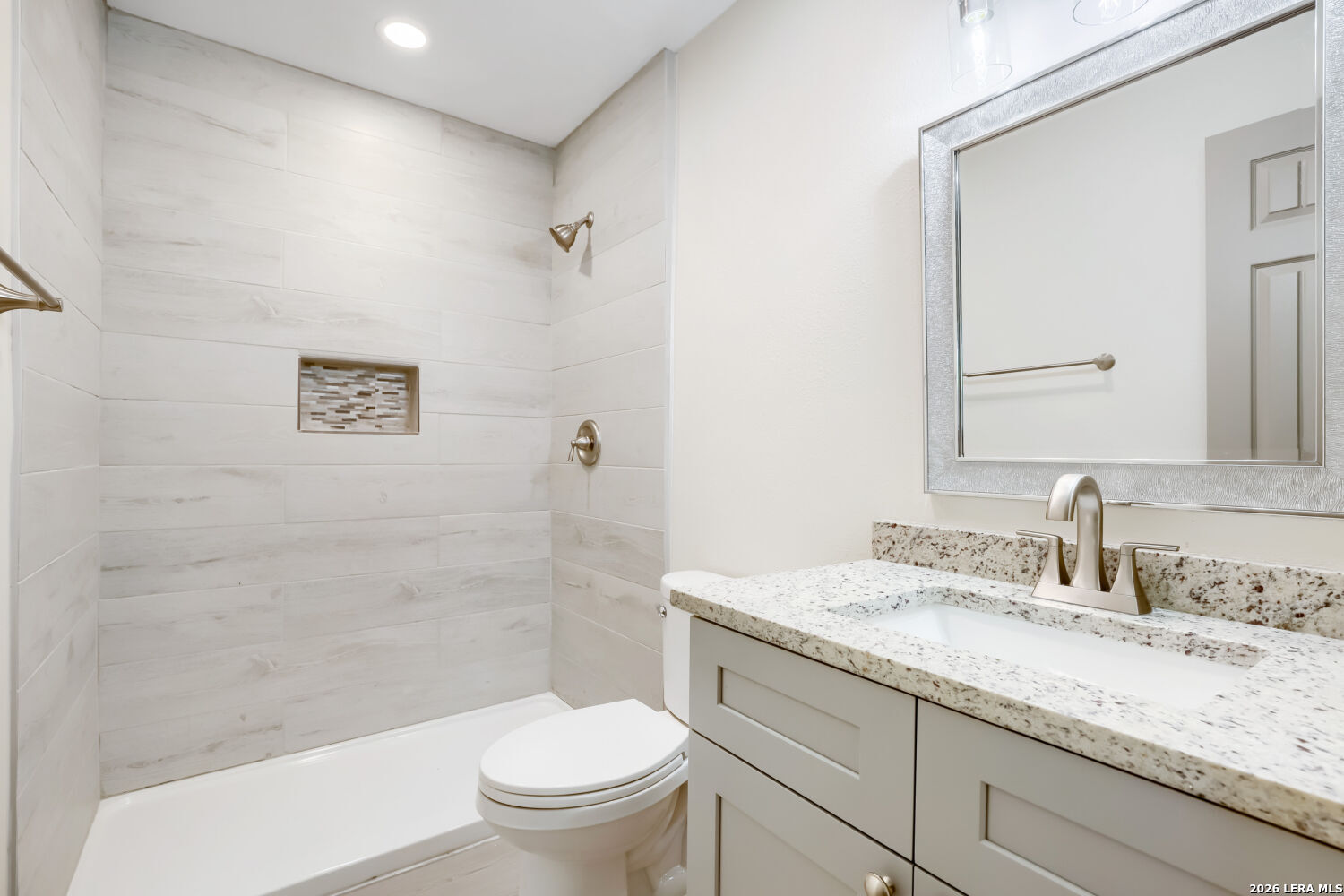 6731 Carters Bluff San Antonio TX 78239