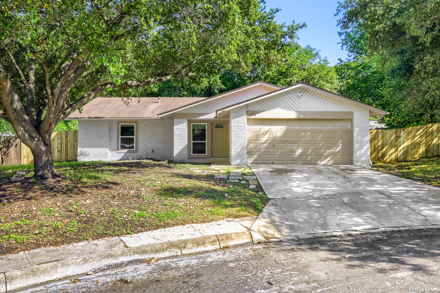 6731 Carters Bluff San Antonio TX 78239