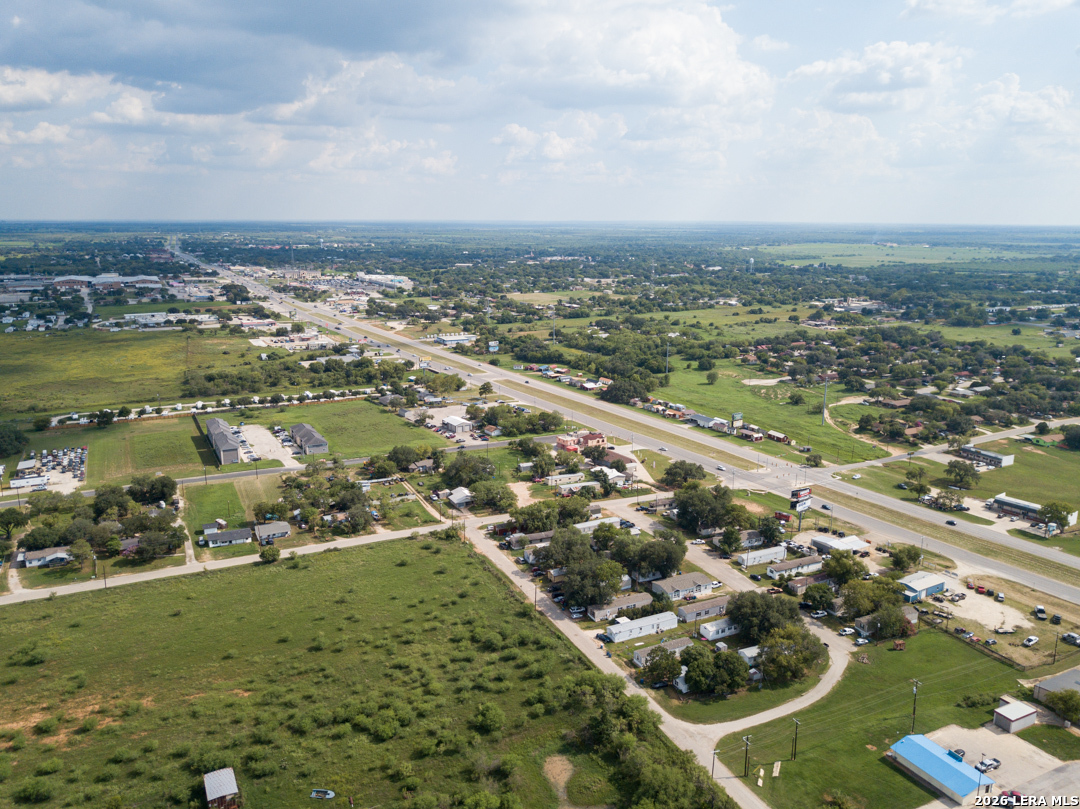 1804 Sutherland Springs Floresville TX 78114