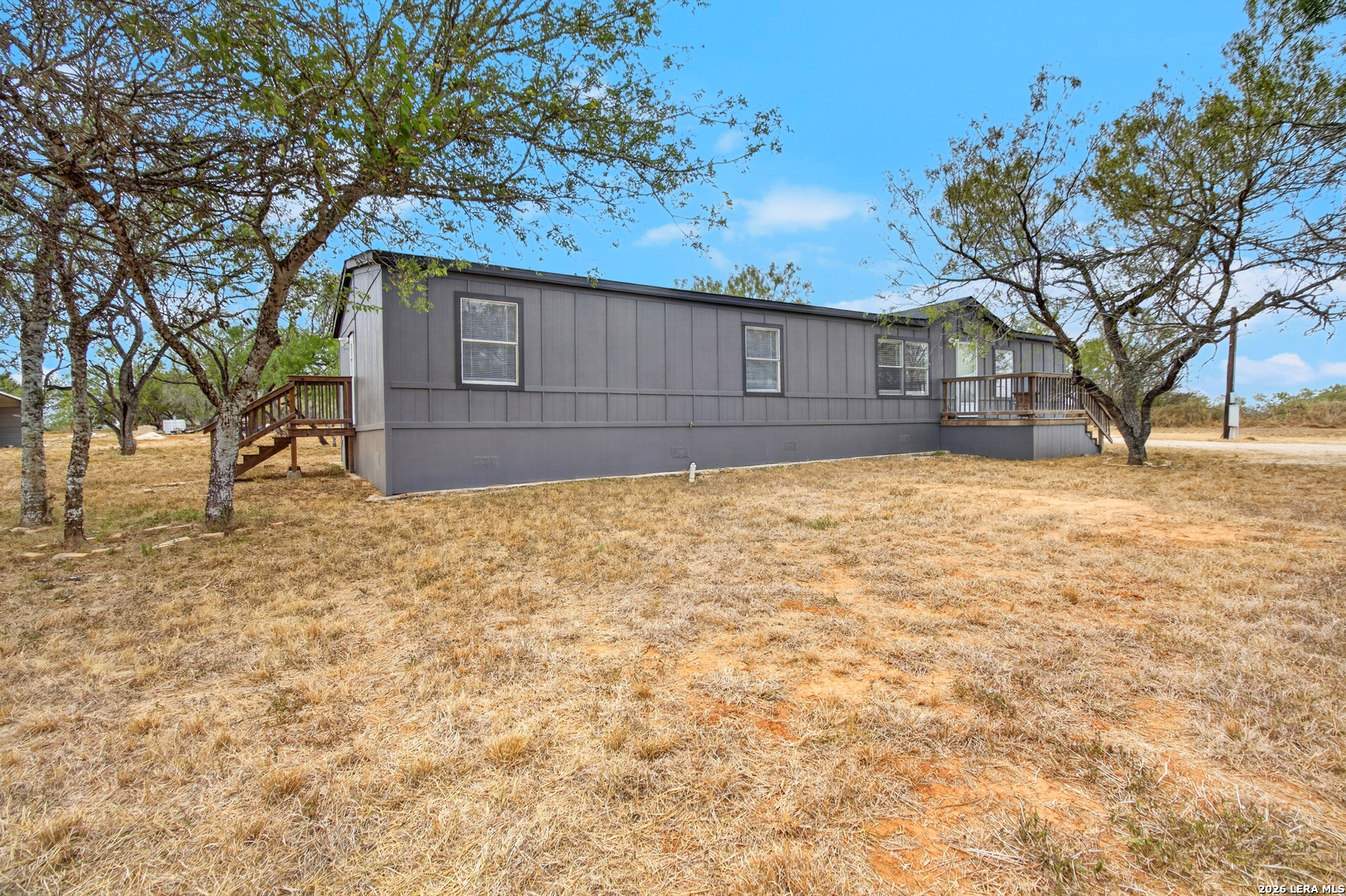 2398 County Road 306 Floresville TX 78114