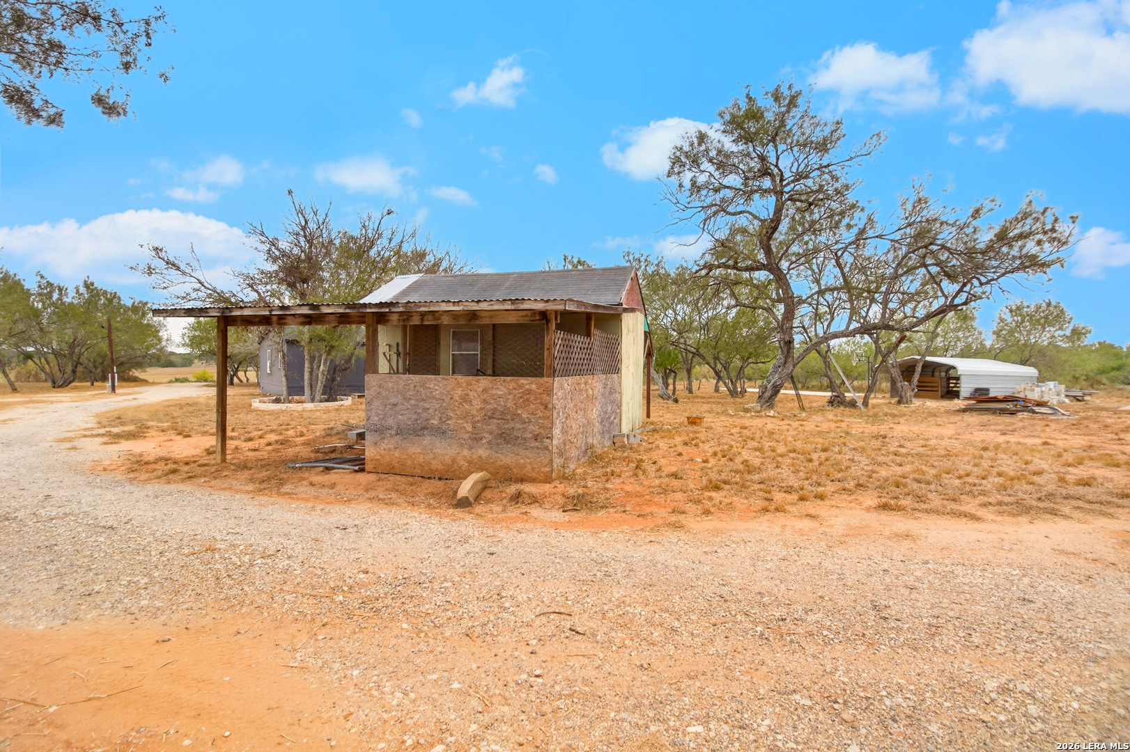 2398 County Road 306 Floresville TX 78114