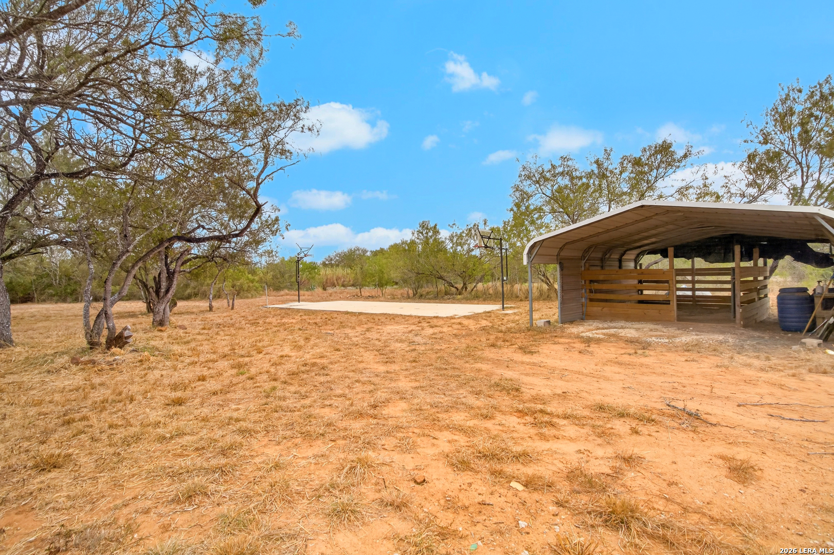 2398 County Road 306 Floresville TX 78114